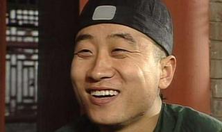 宰相刘罗锅给张国立配音的是谁 宰相刘罗锅主题曲